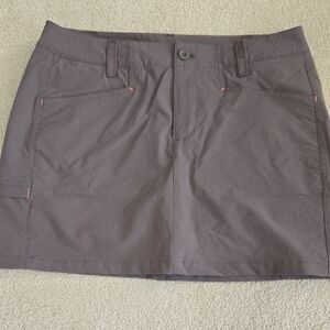 Orvis Women's Outbound Skort in Grey/Brown NWT